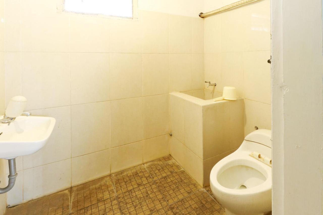 Wisma tamu Malinda 2*